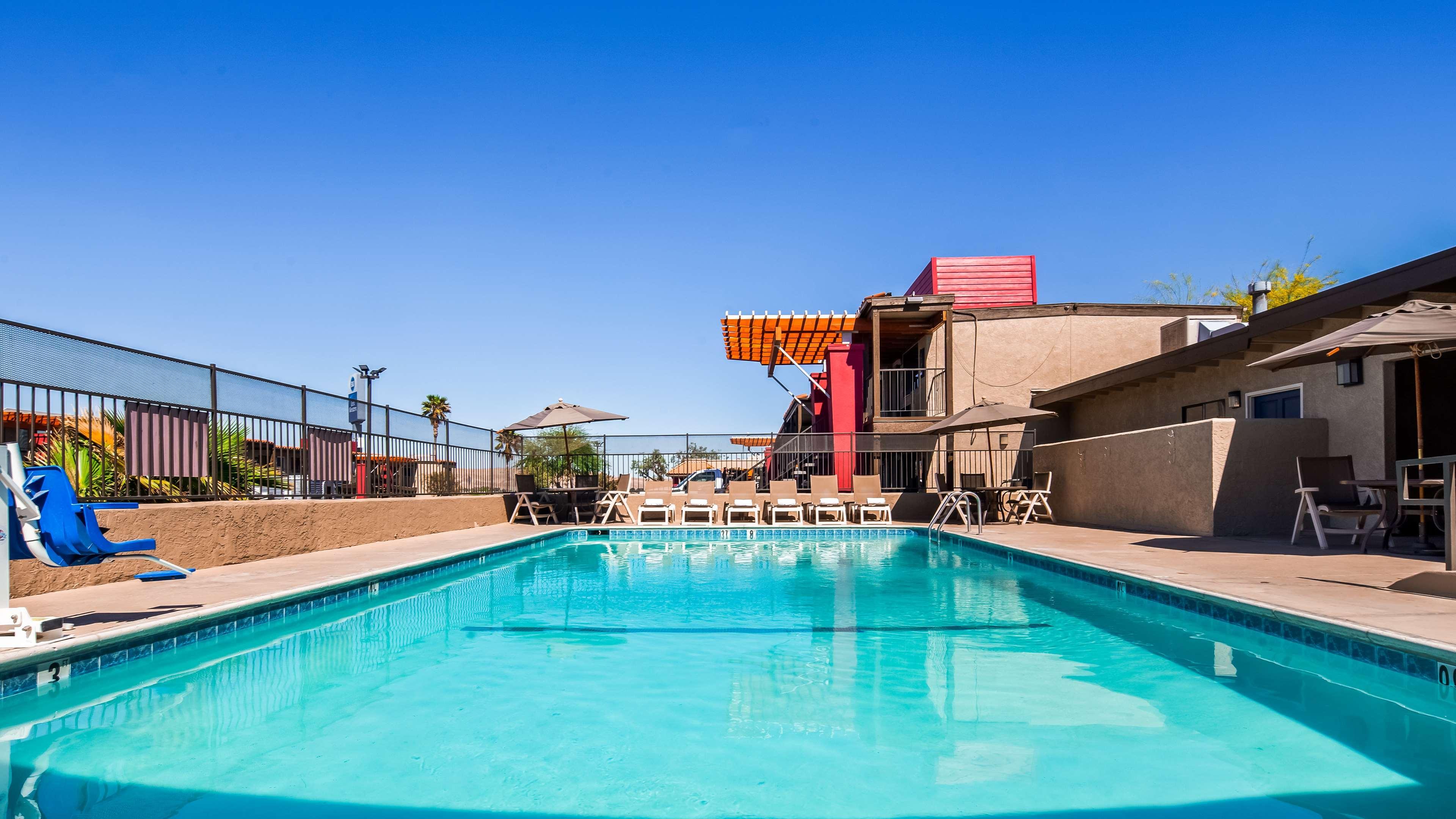 Best Western Desert Villa Inn Barstow Exterior foto